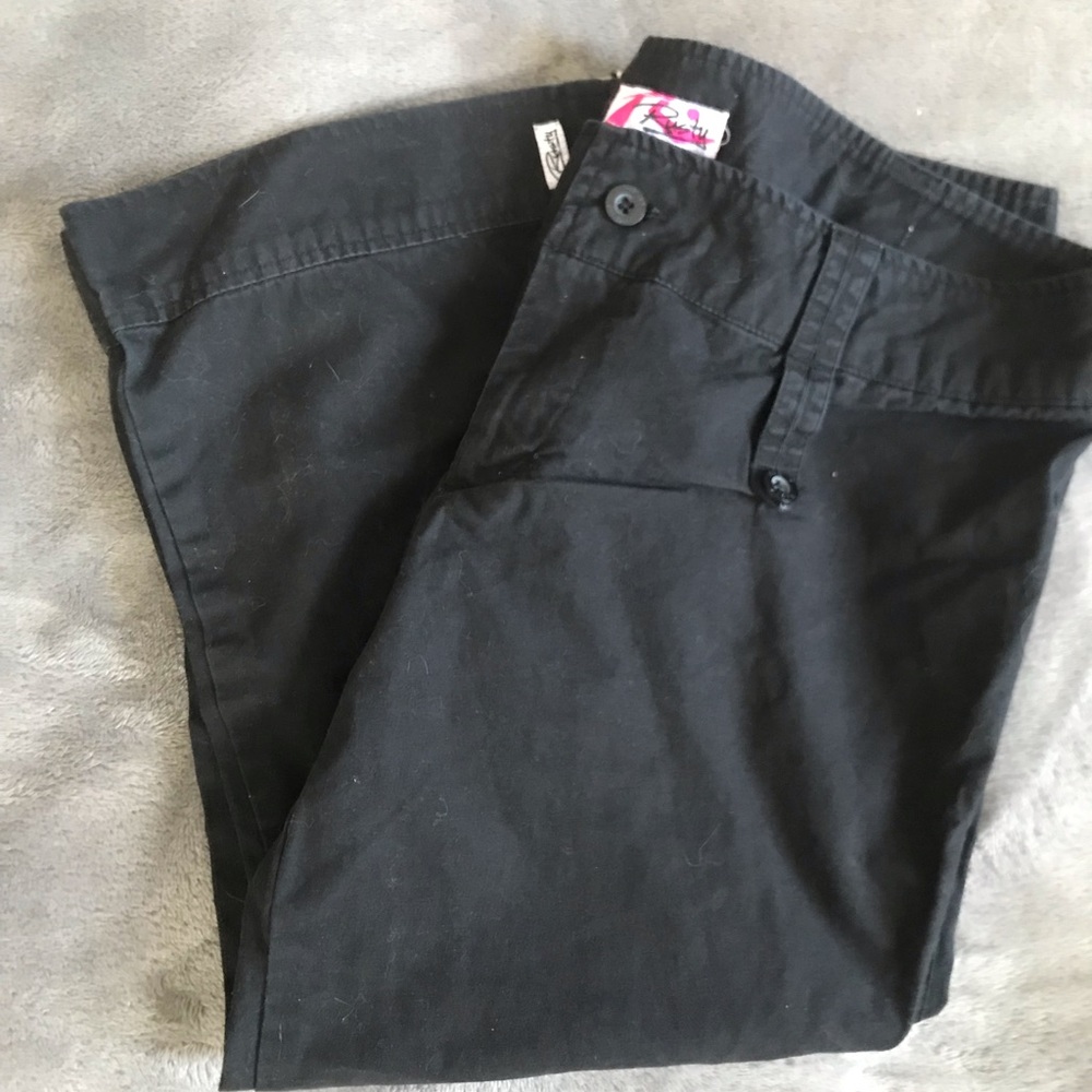Black Capris